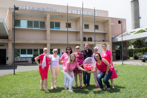 Campanha Outubro ms da sade da mulher valoriza mulheres em tratamento quimioterpico